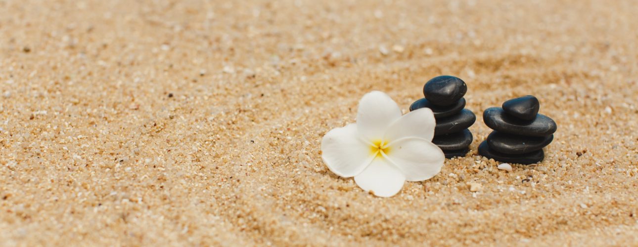 pierres-sur-le-spa-de-la-plage